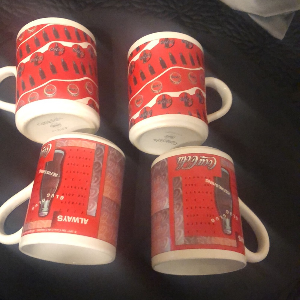 4 1997 Gipson Coca Cola Mugs